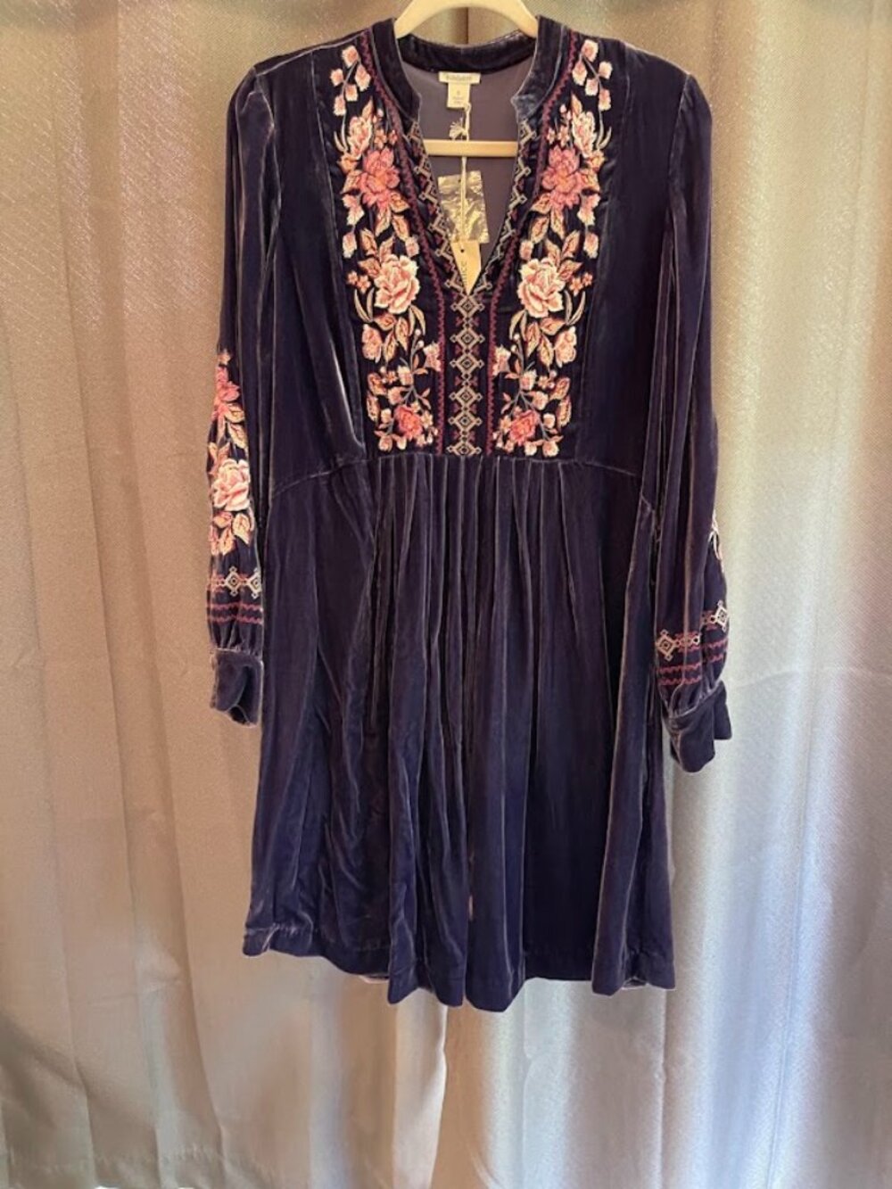 Sundance Purple Size SMALL Bianca Velvet Long Sleeve Embroidered Dress NWT